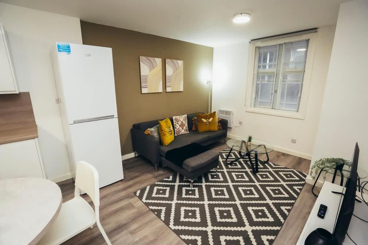 2Br City Centre Apt, Self Check In, Wifi, By Derbnb شيفيلد المظهر الخارجي الصورة