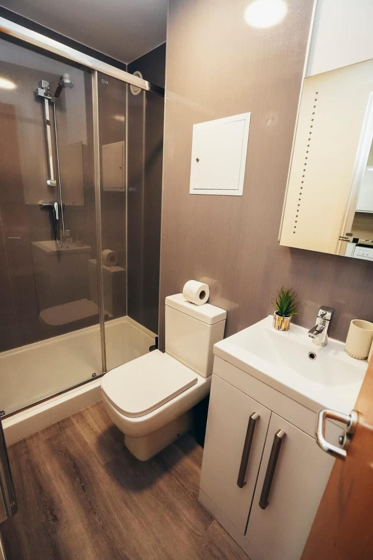 2Br City Centre Apt, Self Check In, Wifi, By Derbnb شيفيلد المظهر الخارجي الصورة